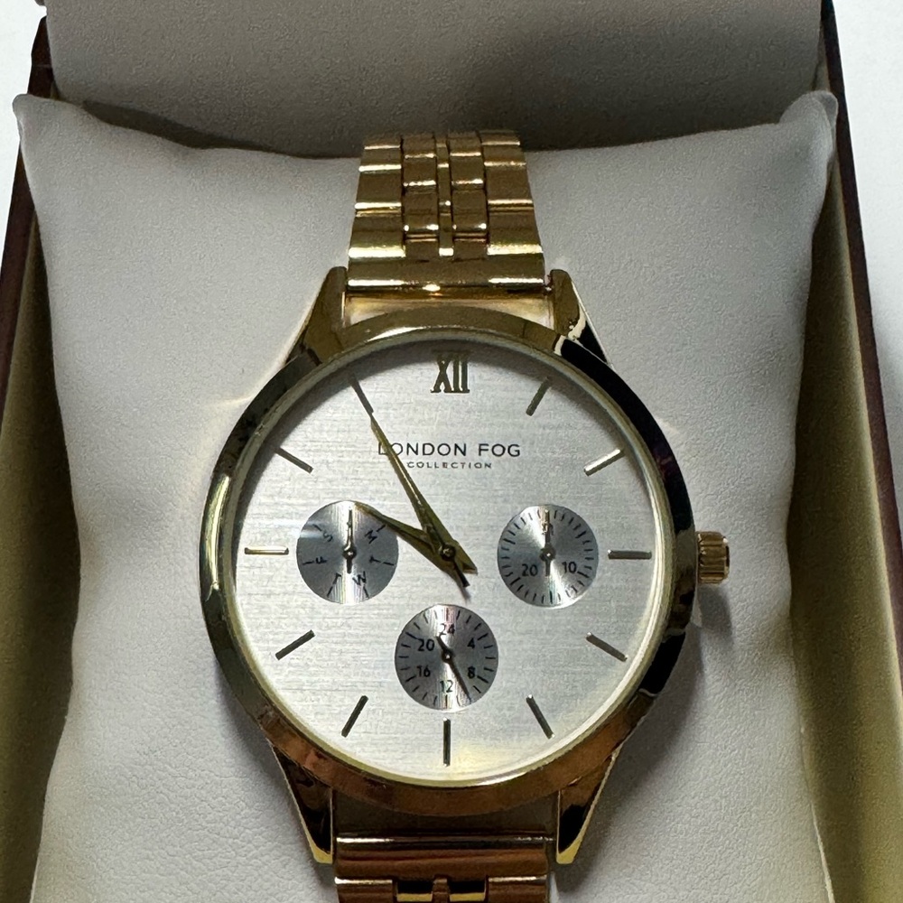 London Fog Westminster Gold Watch